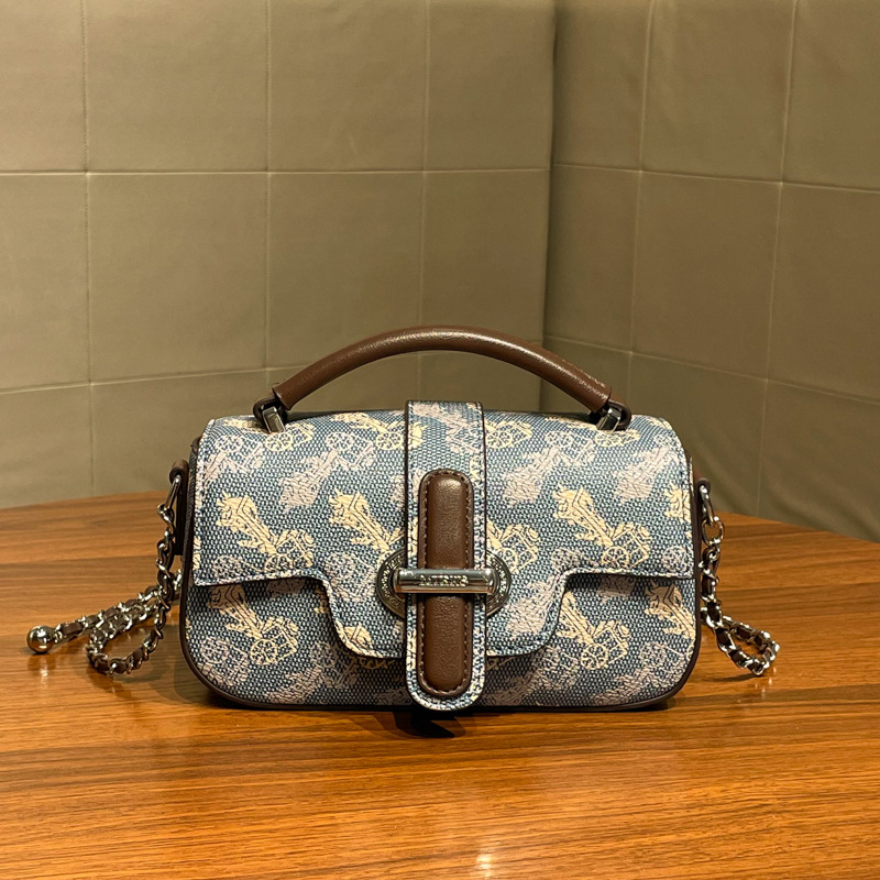 Luxury Lifestyle Design - Sac à langer de luxe mains