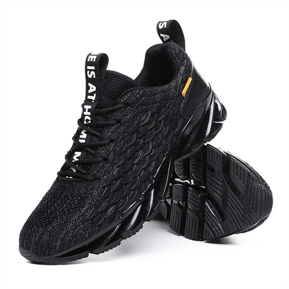 Luxury Lifestyle News - Chaussures de marche pour hommes, baskets