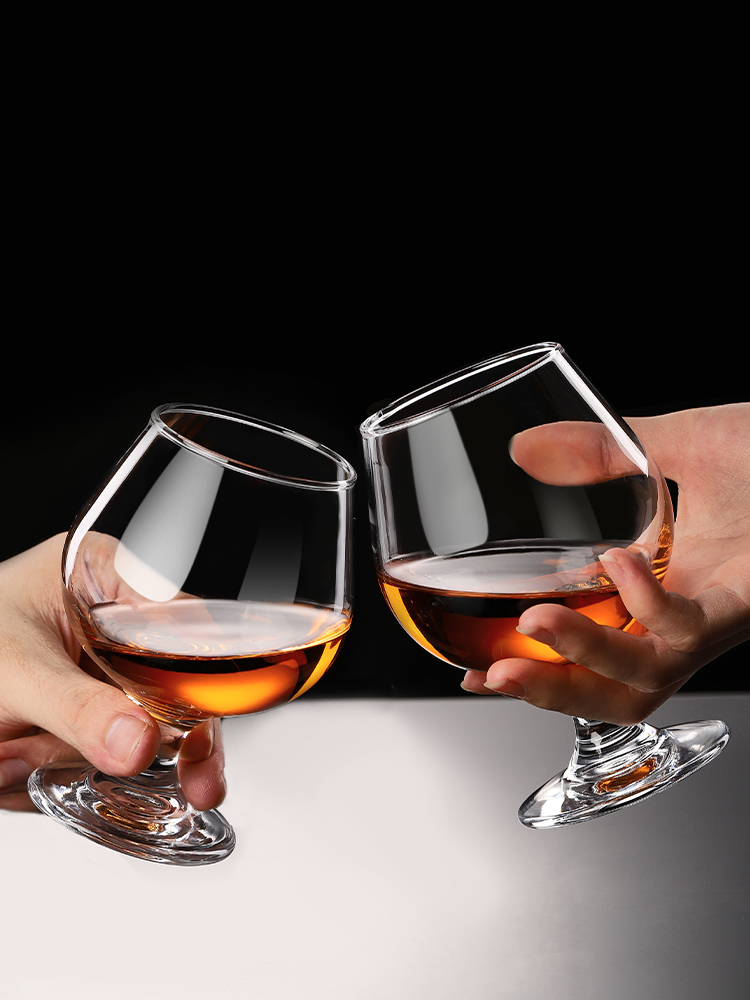 Crystal Wine Glass - Verre à whisky élégant en cristal,