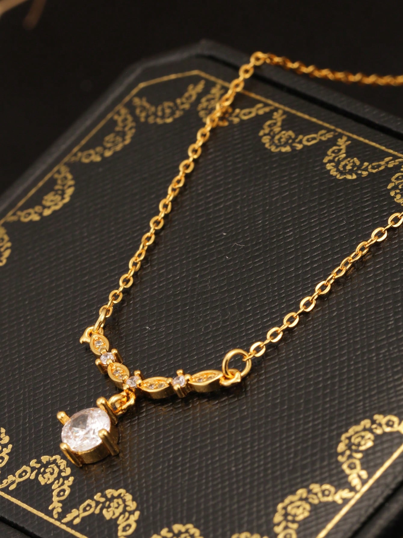 1 nouveau collier d'été au des - Luxury Lifestyle Design avis et prix