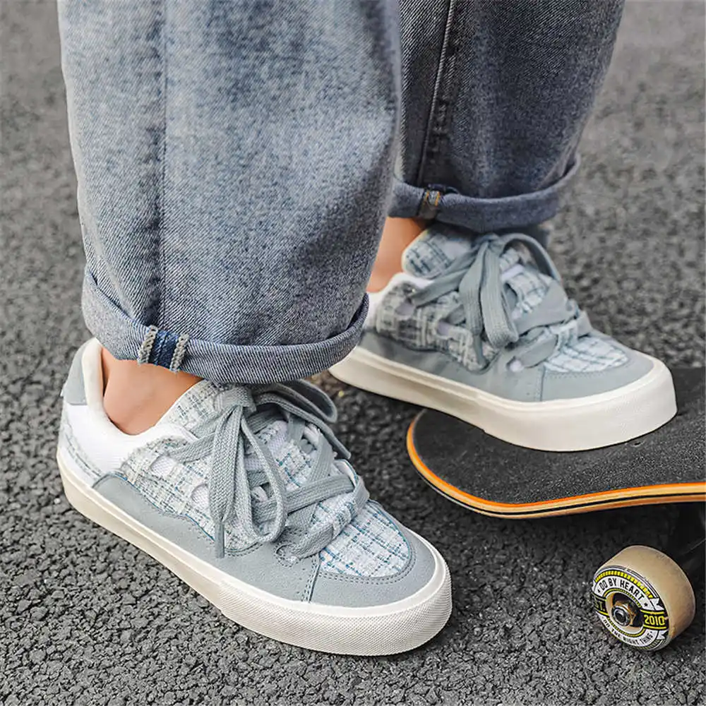 Chaussures d'école Hiphop avec - Luxury Lifestyle News avis et prix